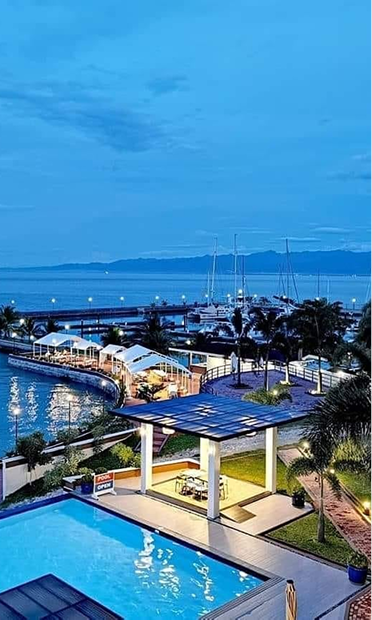 Waterfront Stay