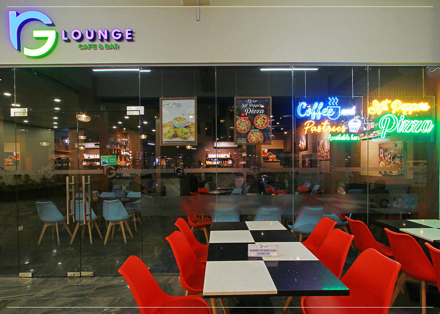 G Lounge Café & Bar